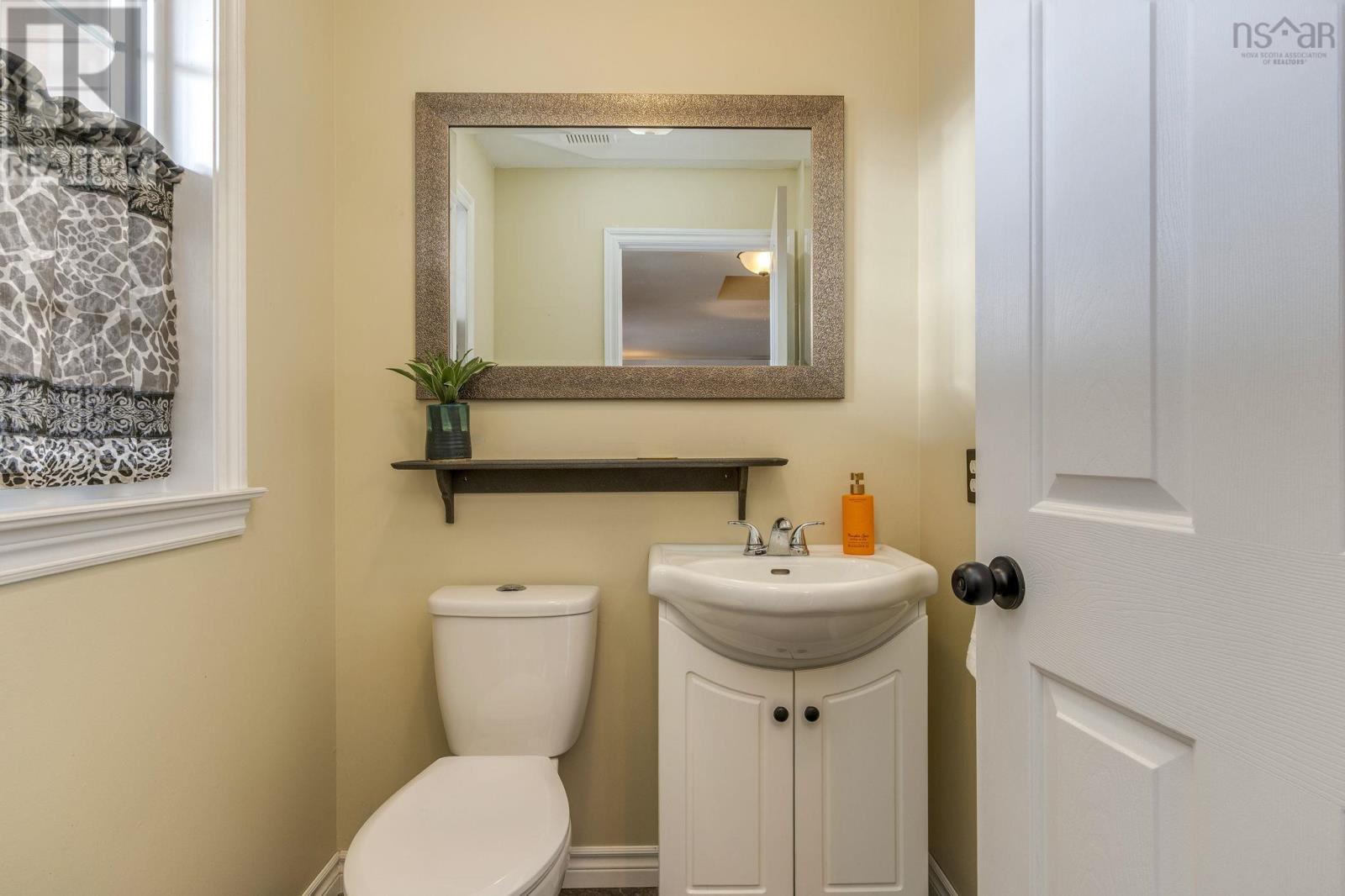 Property 26 of 35 of 107 Lancaster Drive