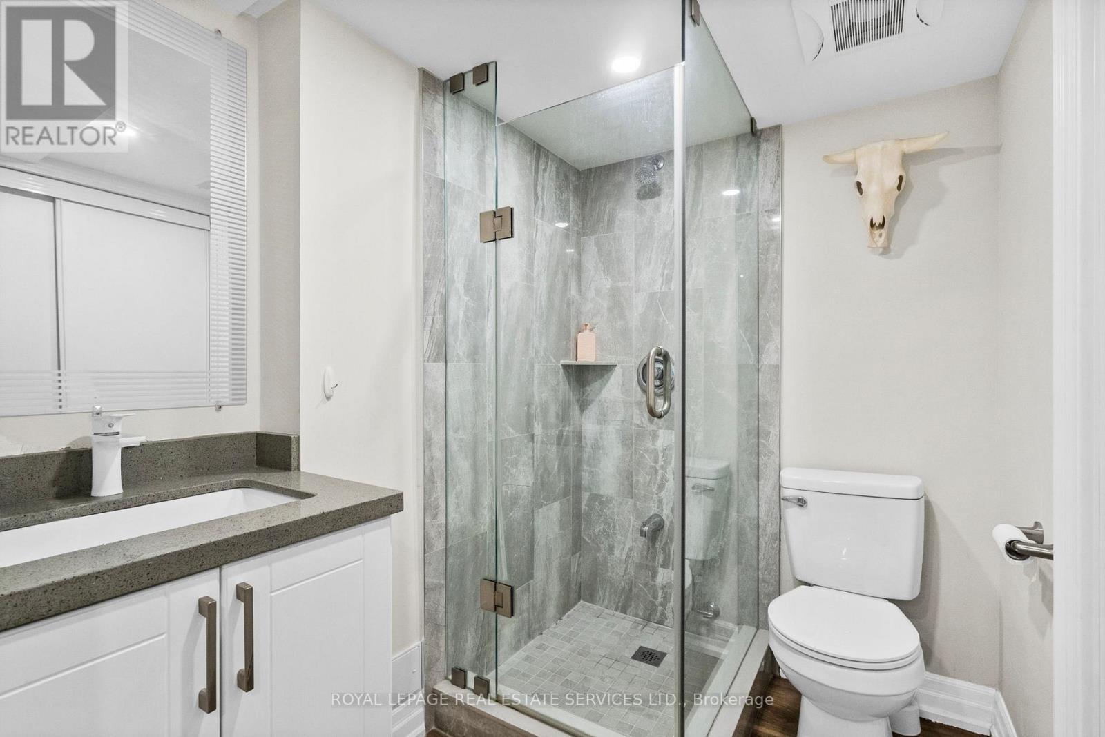 #22 1176 JAMESWAY BOULEVARD - 30
