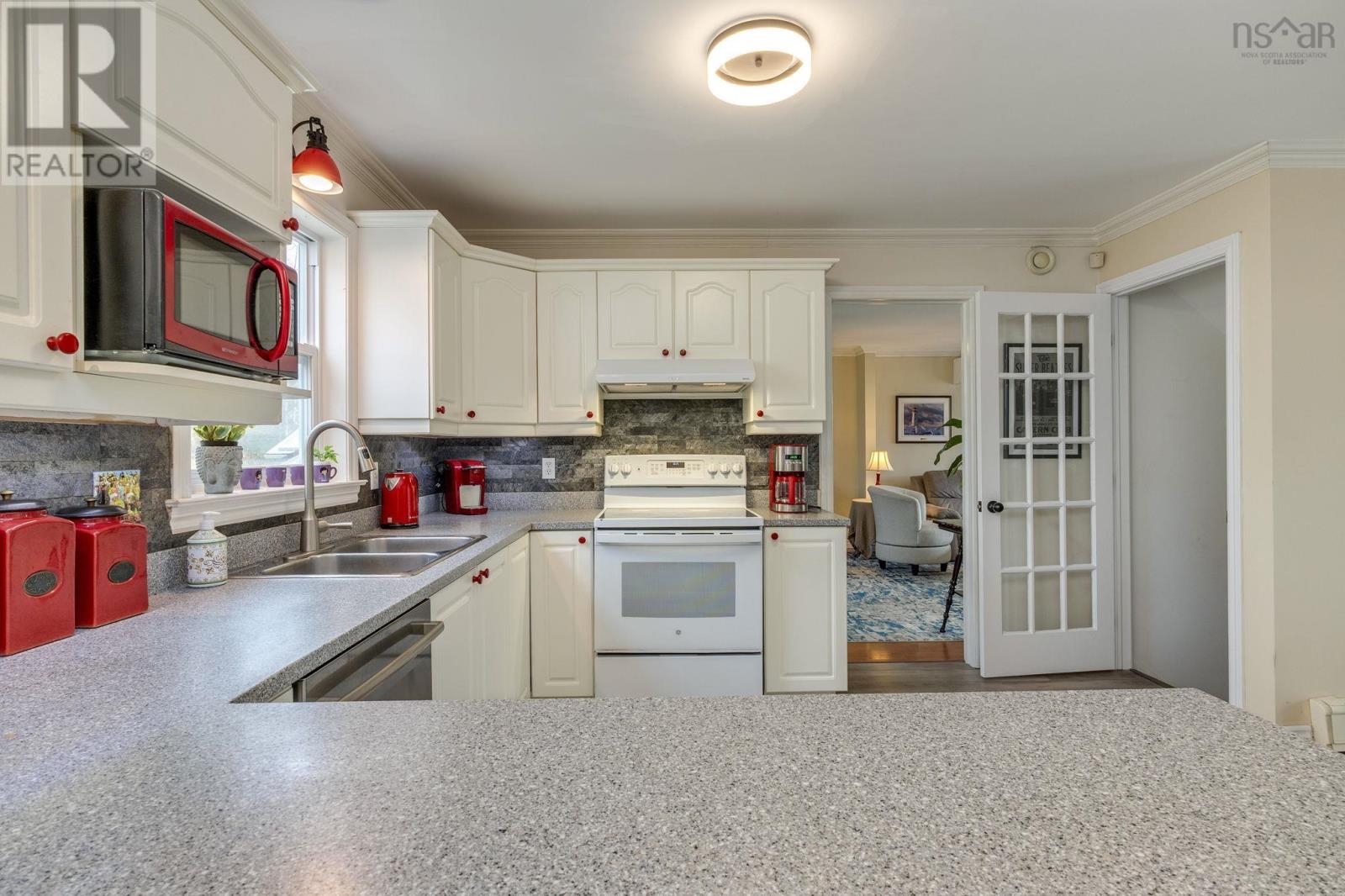 Property 7 of 35 of 107 Lancaster Drive