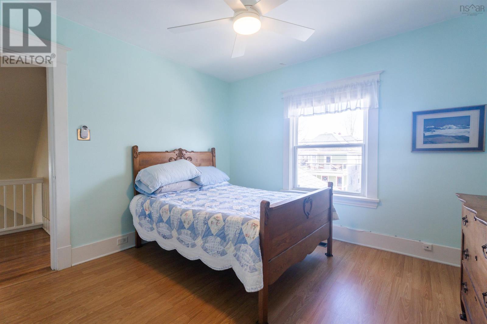 Property 22 of 37 of 6255 North Street