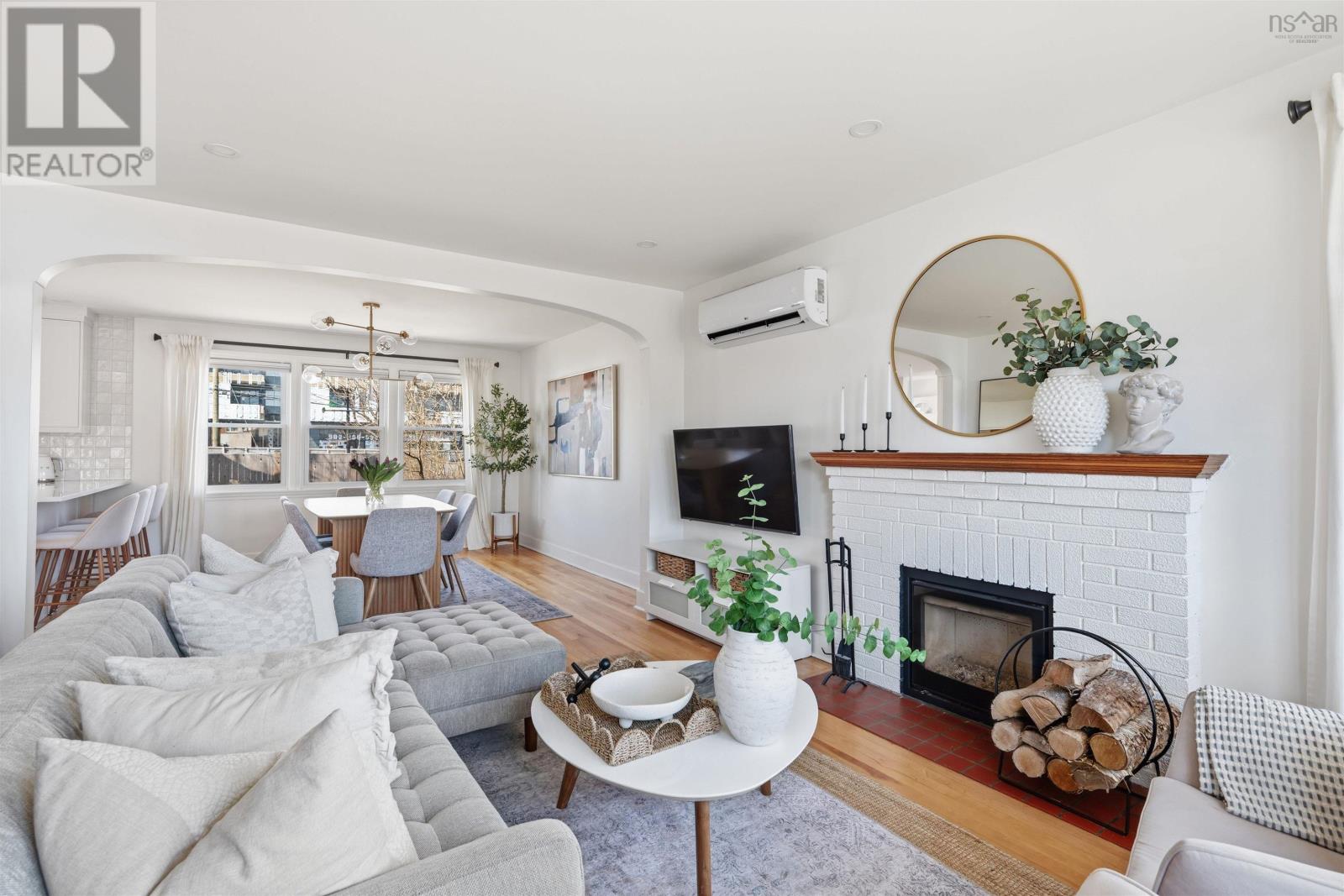 Property 28 of 30 of 3470 Rowe Avenue