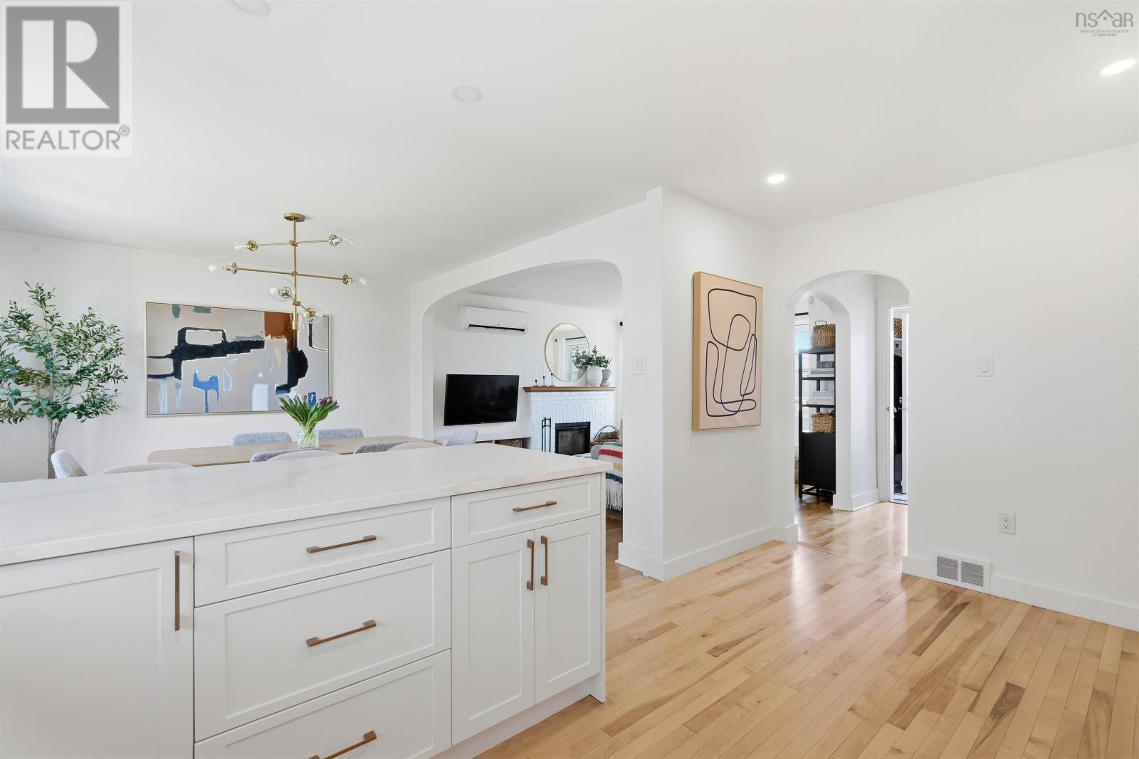 Property 30 of 30 of 3470 Rowe Avenue