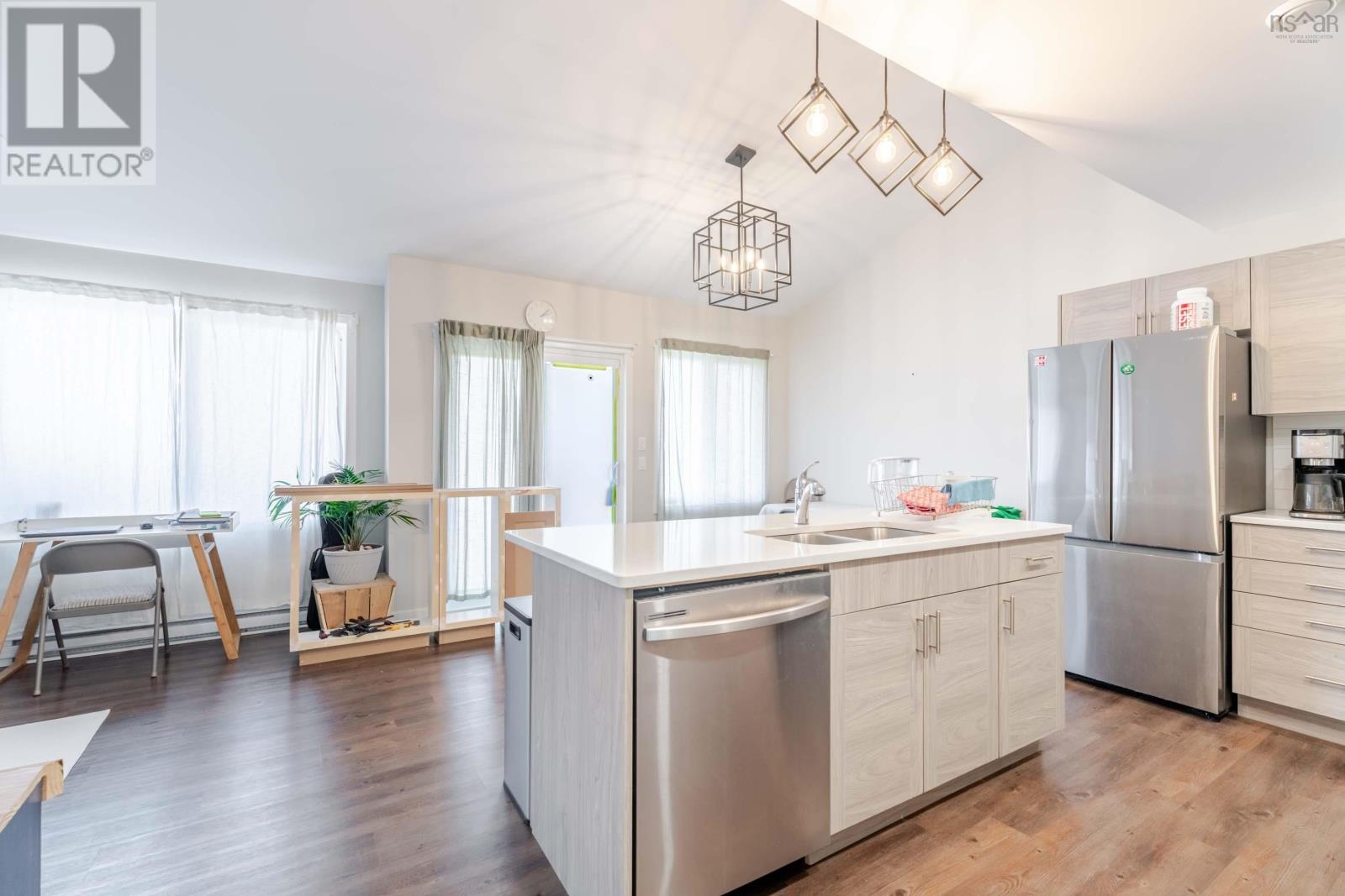 Property 6 of 37 of 6-18 Ariss Gate