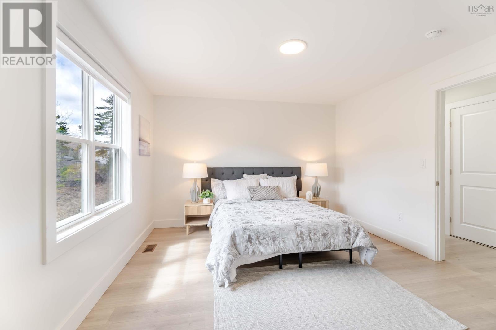 Property 37 of 48 of 92 Puncheon Way