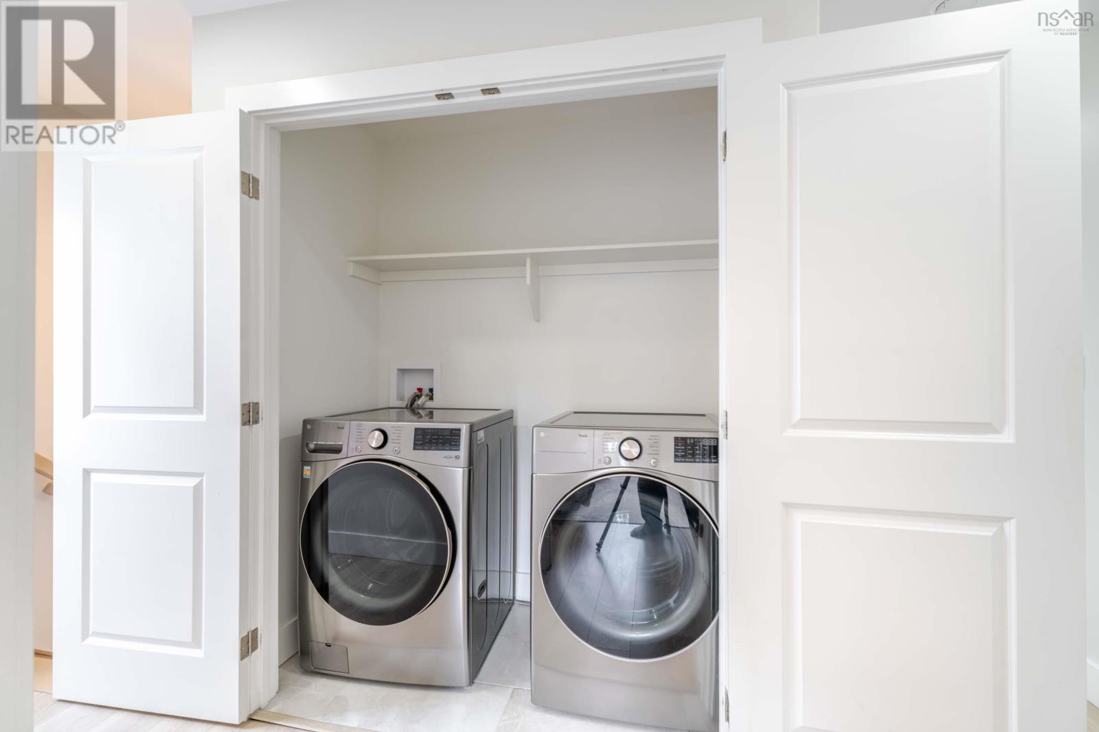 Property 1 of 48 of 92 Puncheon Way