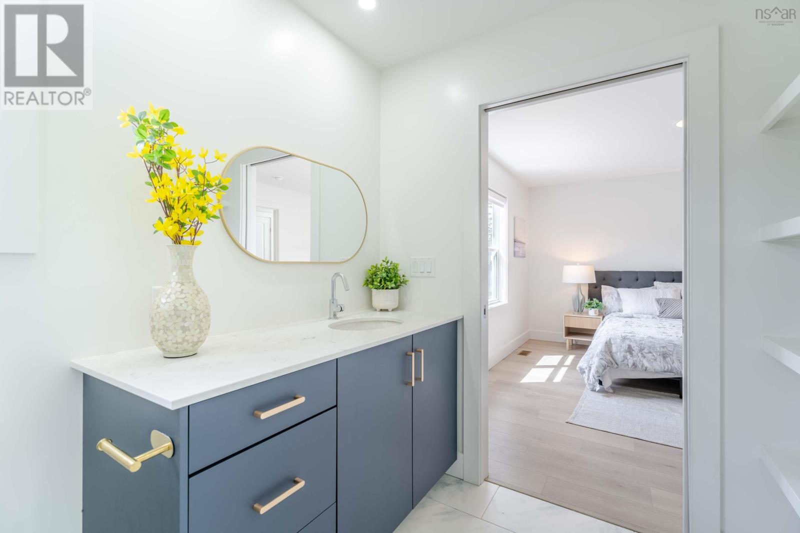 Property 38 of 48 of 92 Puncheon Way