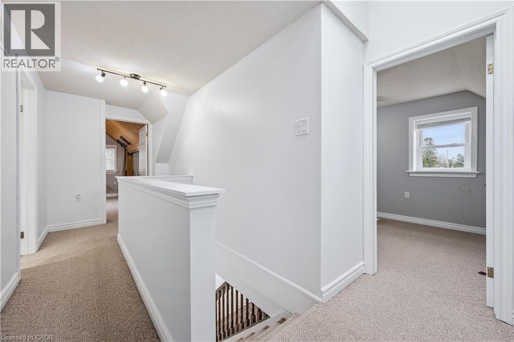 22 CHARLES STREET - 26