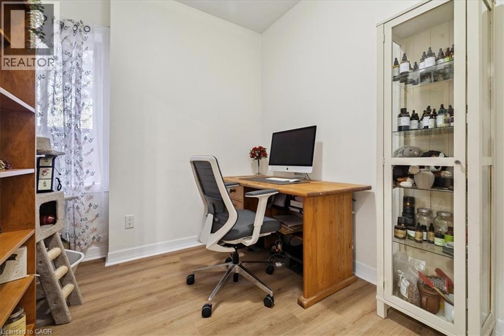 #102 70 STEWART STREET - 24