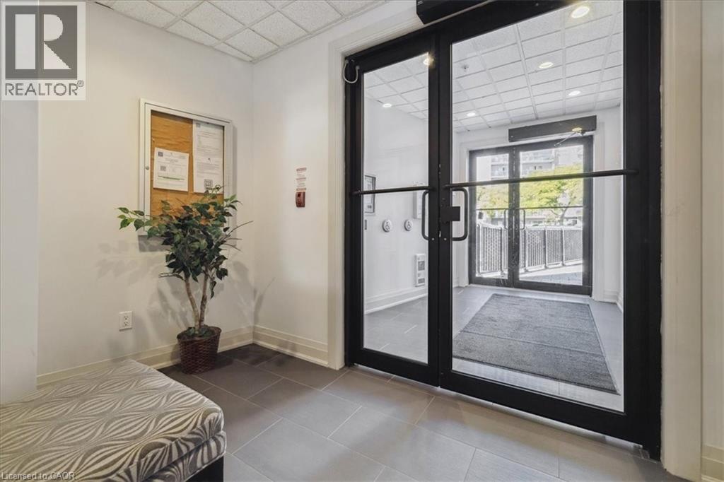 #102 70 STEWART STREET - 5