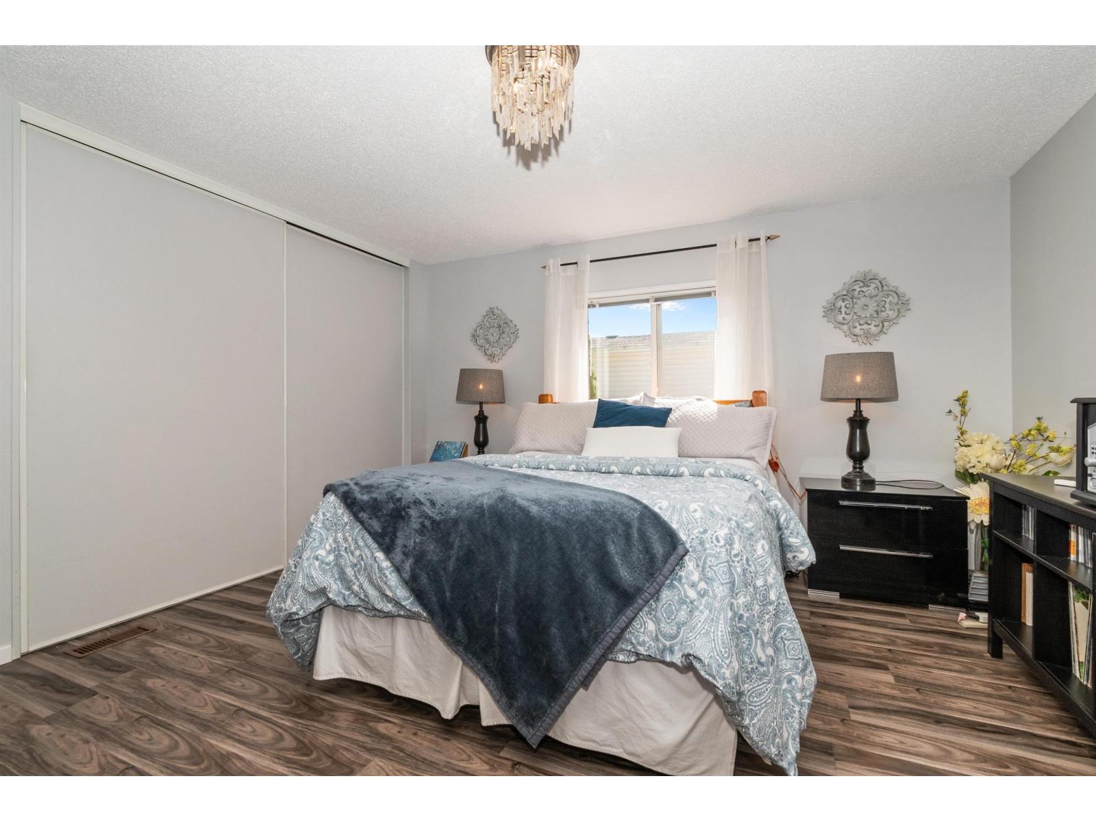 13 41168 LOUGHEED HIGHWAY, Mission