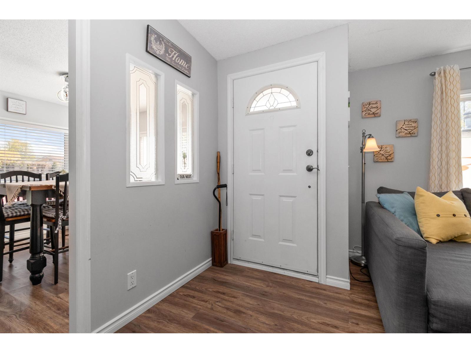 13 41168 LOUGHEED HIGHWAY, Mission