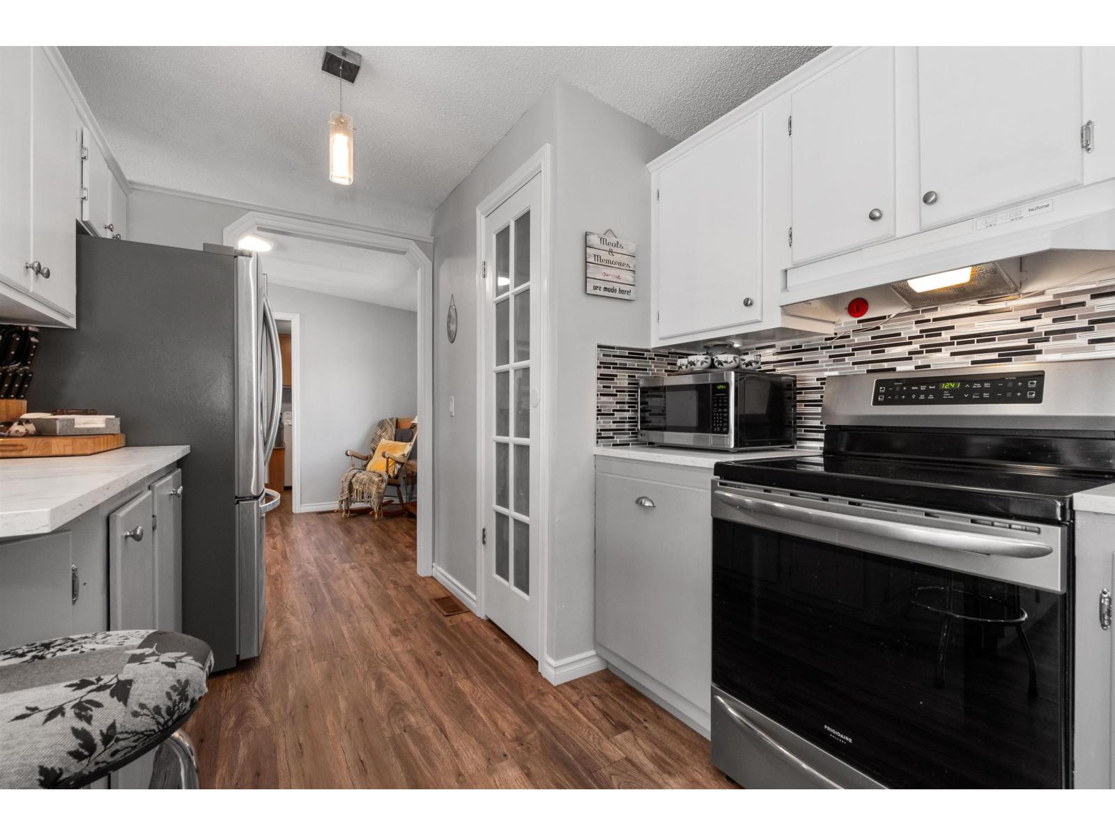 13 41168 LOUGHEED HIGHWAY, Mission