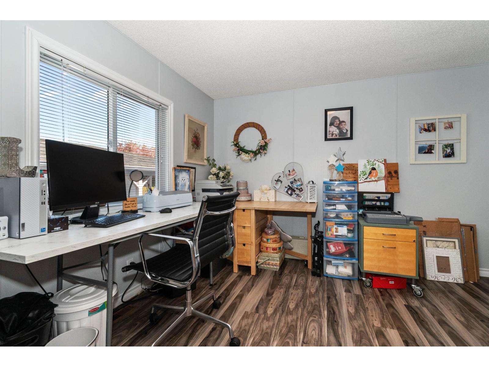 13 41168 LOUGHEED HIGHWAY, Mission