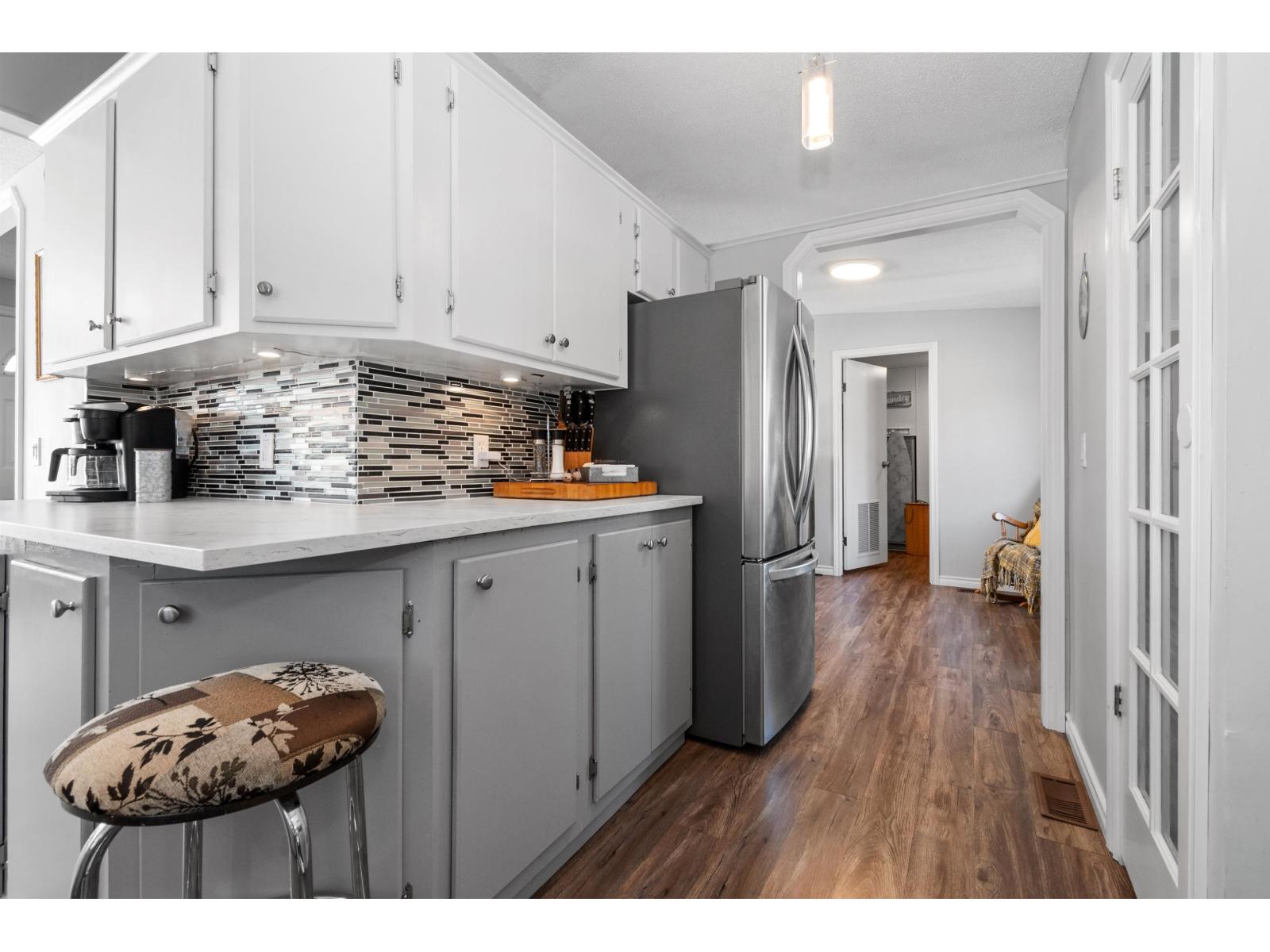 13 41168 LOUGHEED HIGHWAY, Mission