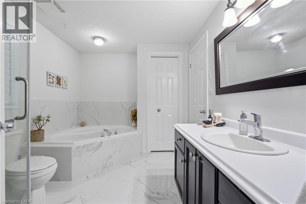 67 BRIDLEWREATH Street, Kitchener, Ontario, N2E3V5 — Photo 19