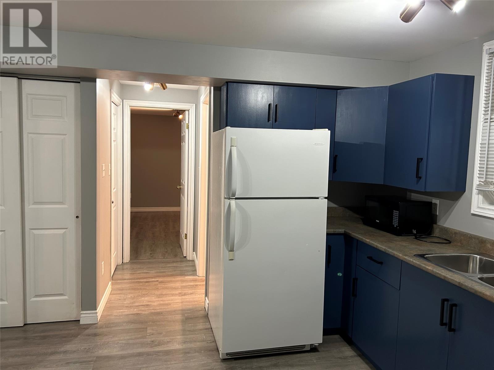 Apartment Kitchen