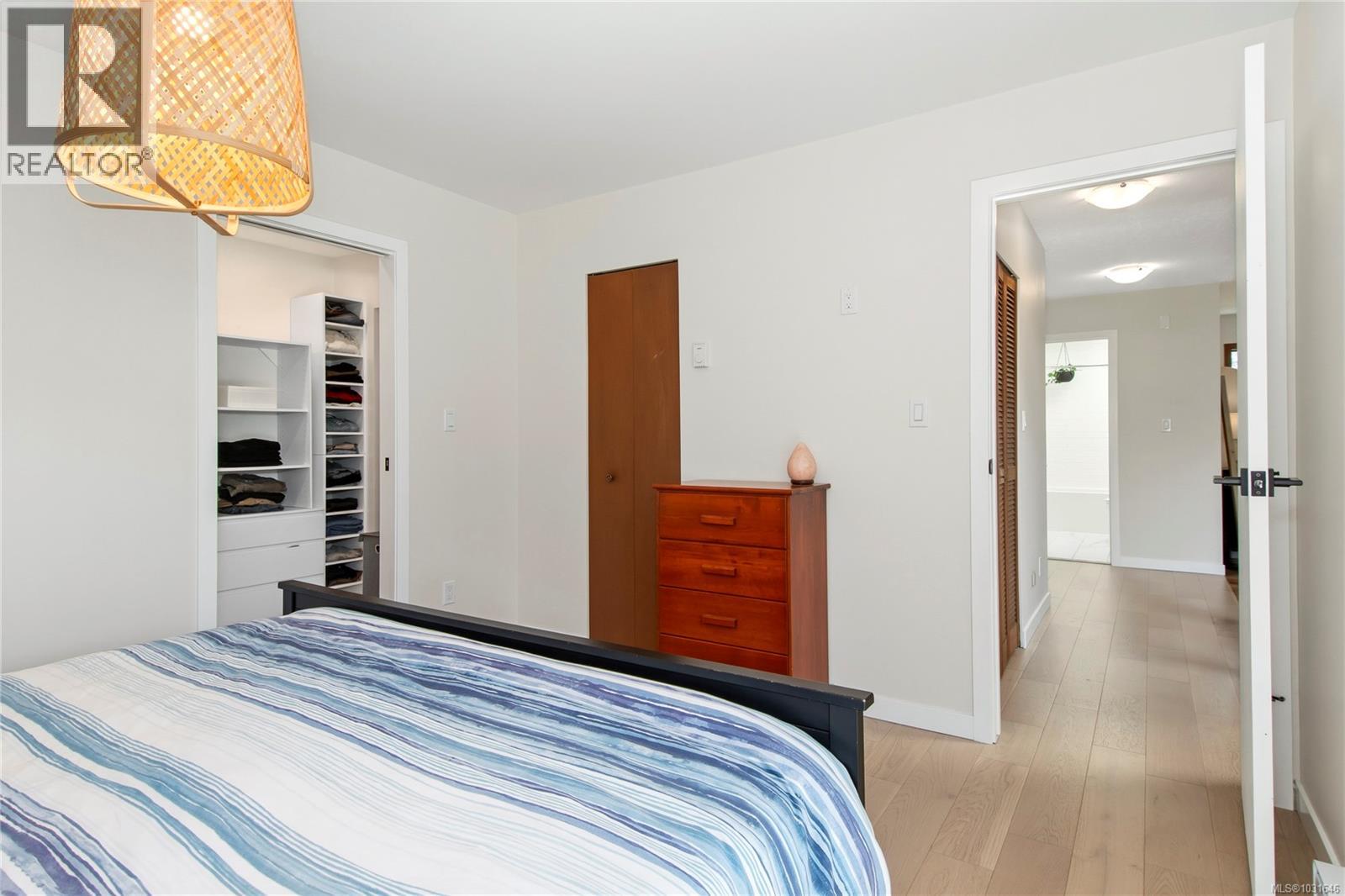 1780 JUNIPER DR - 24