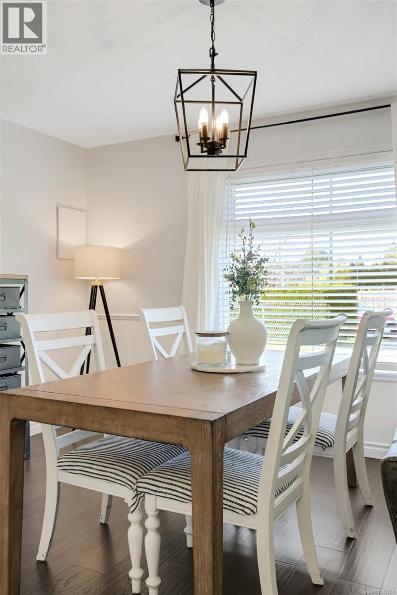 2114 REDWING PL - 14