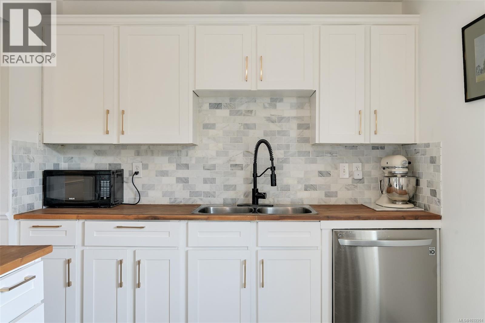 2114 REDWING PL - 18