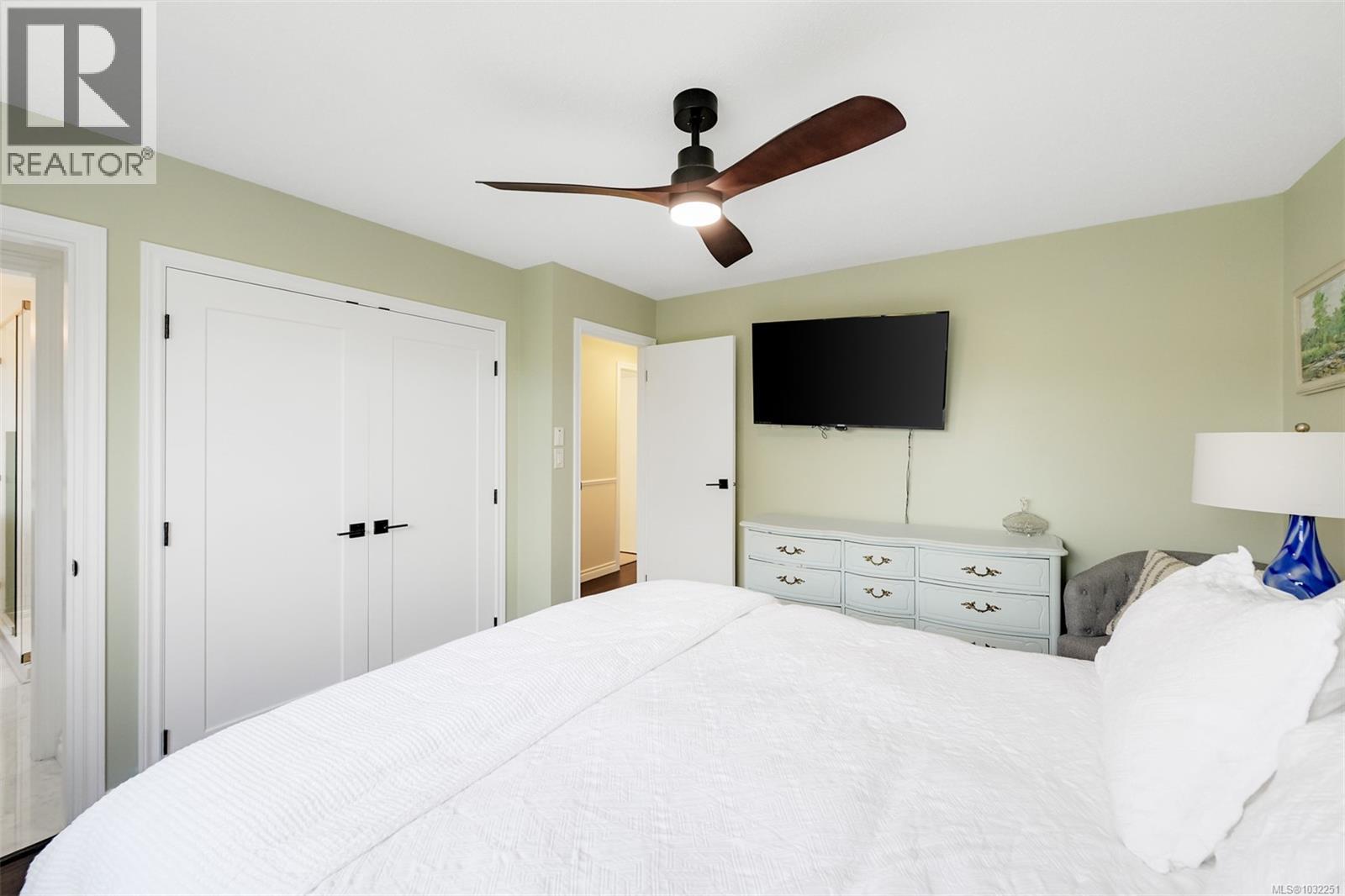 2114 REDWING PL - 28