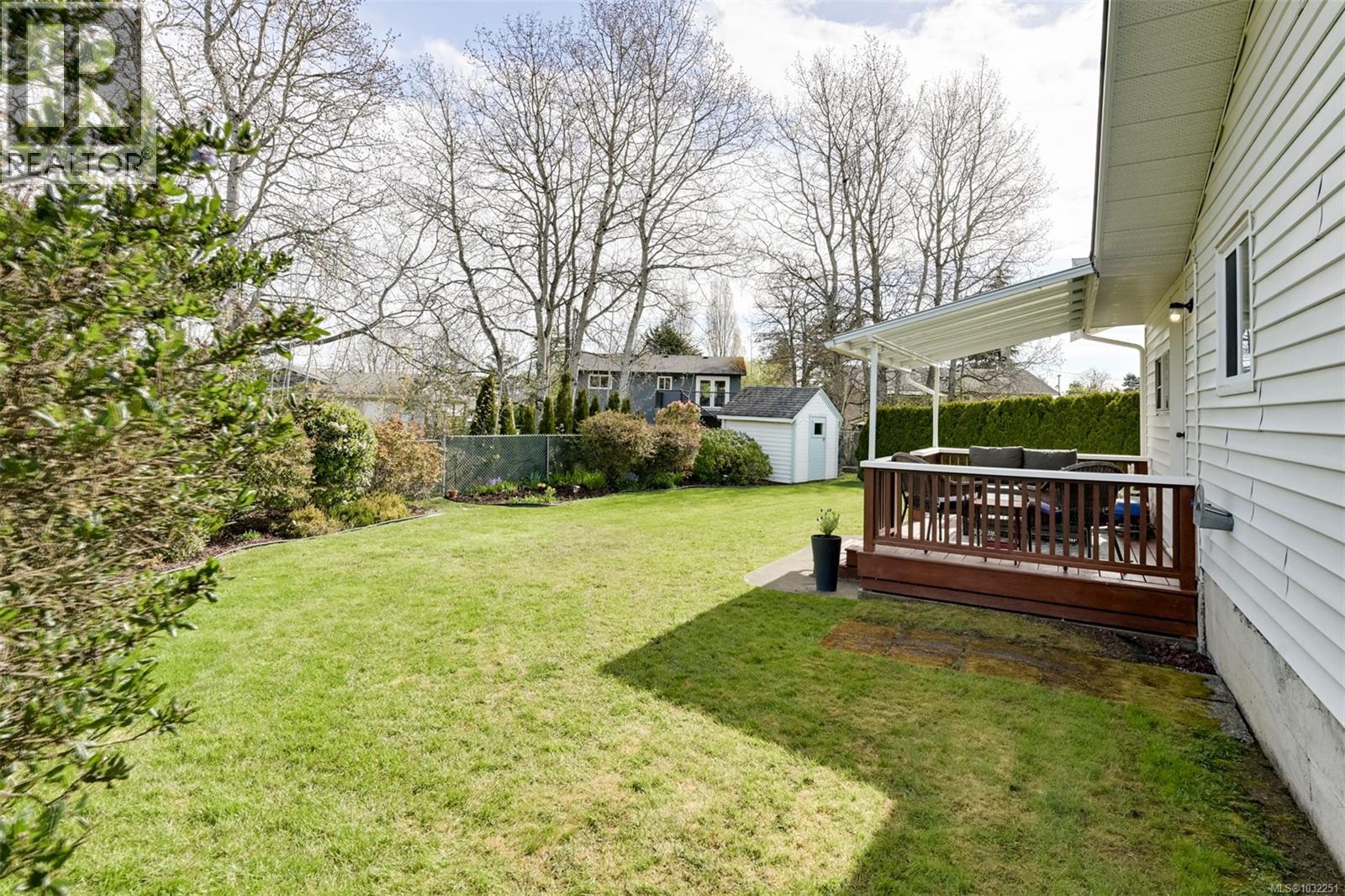 2114 REDWING PL - 39