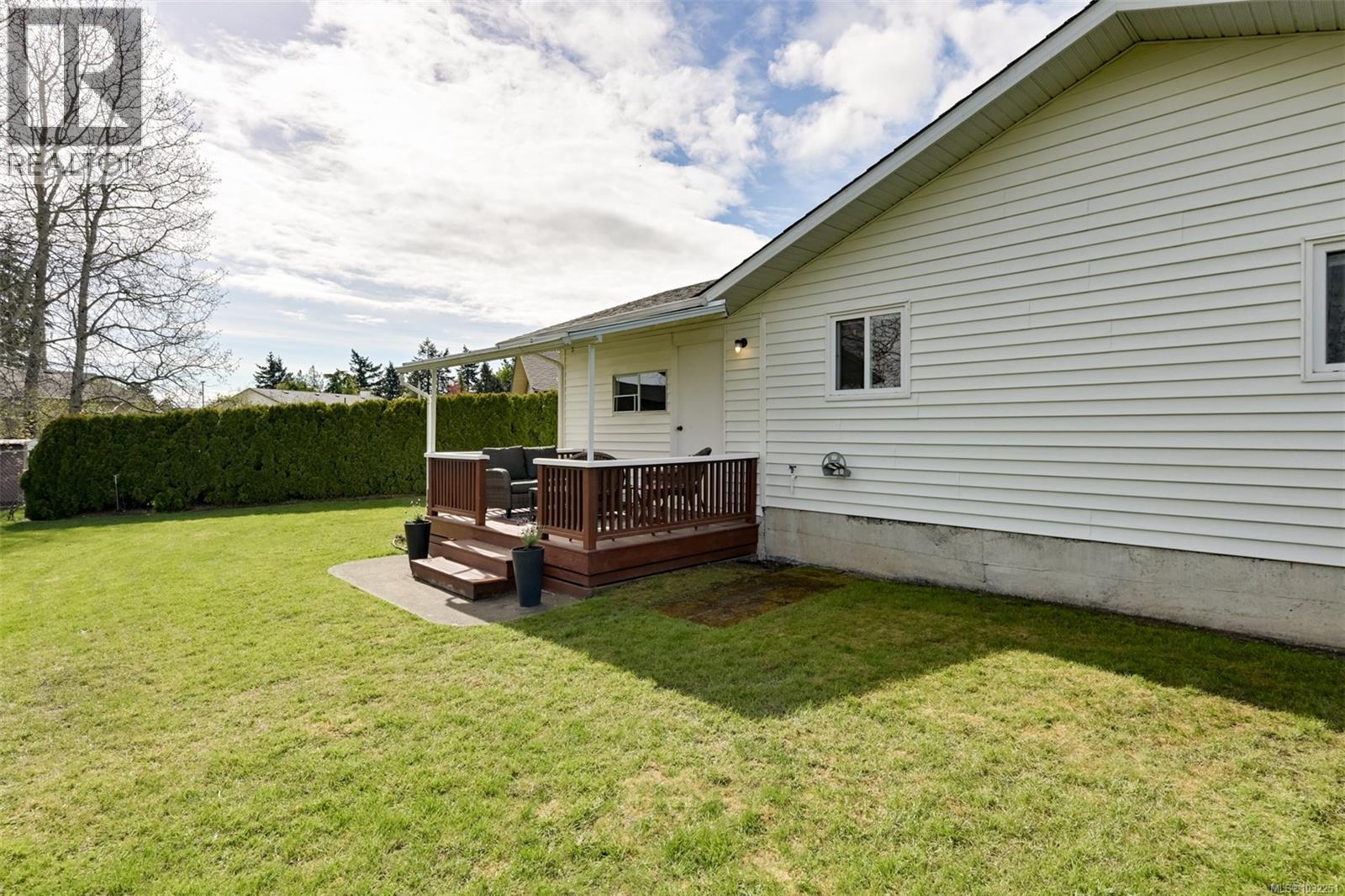 2114 REDWING PL - 40