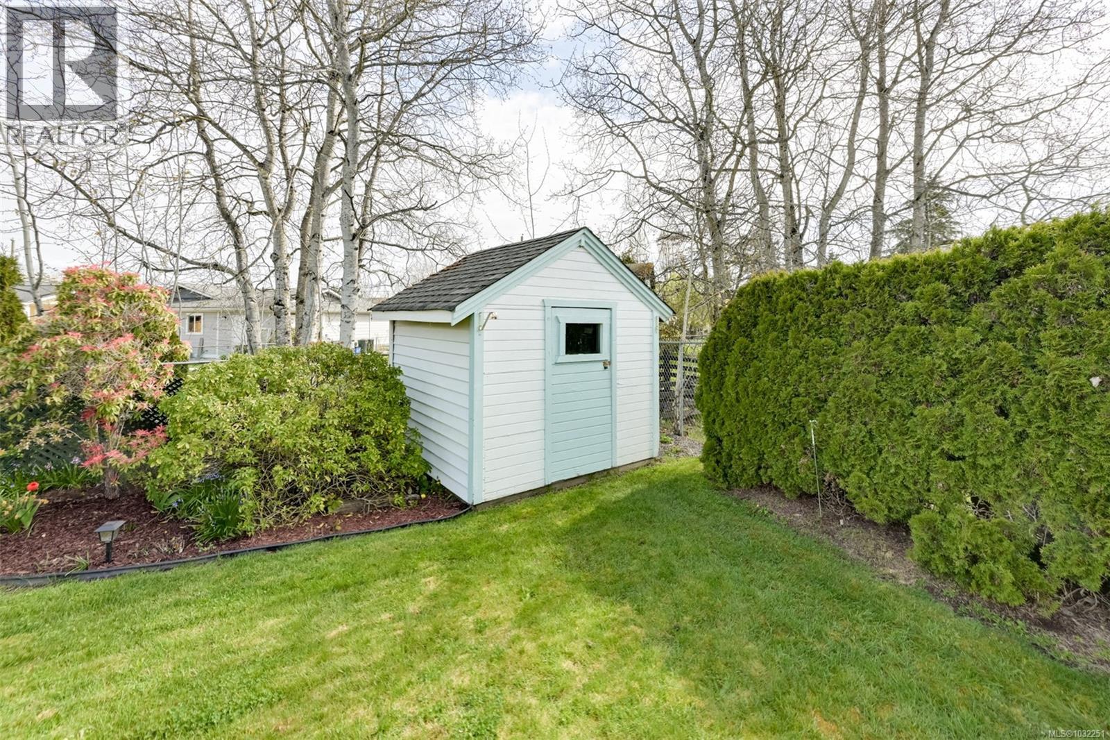 2114 REDWING PL - 43