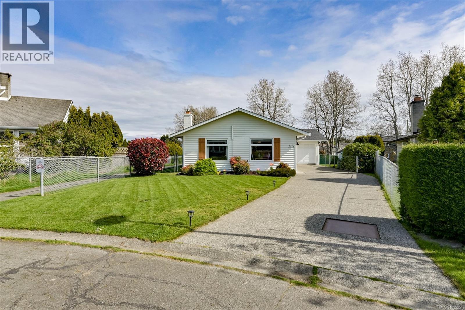 2114 REDWING PL - 46