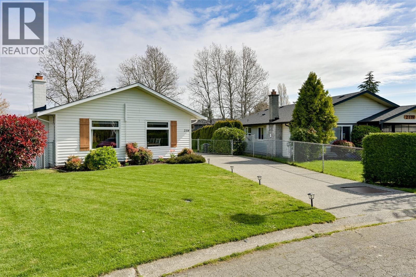 2114 REDWING PL - 52