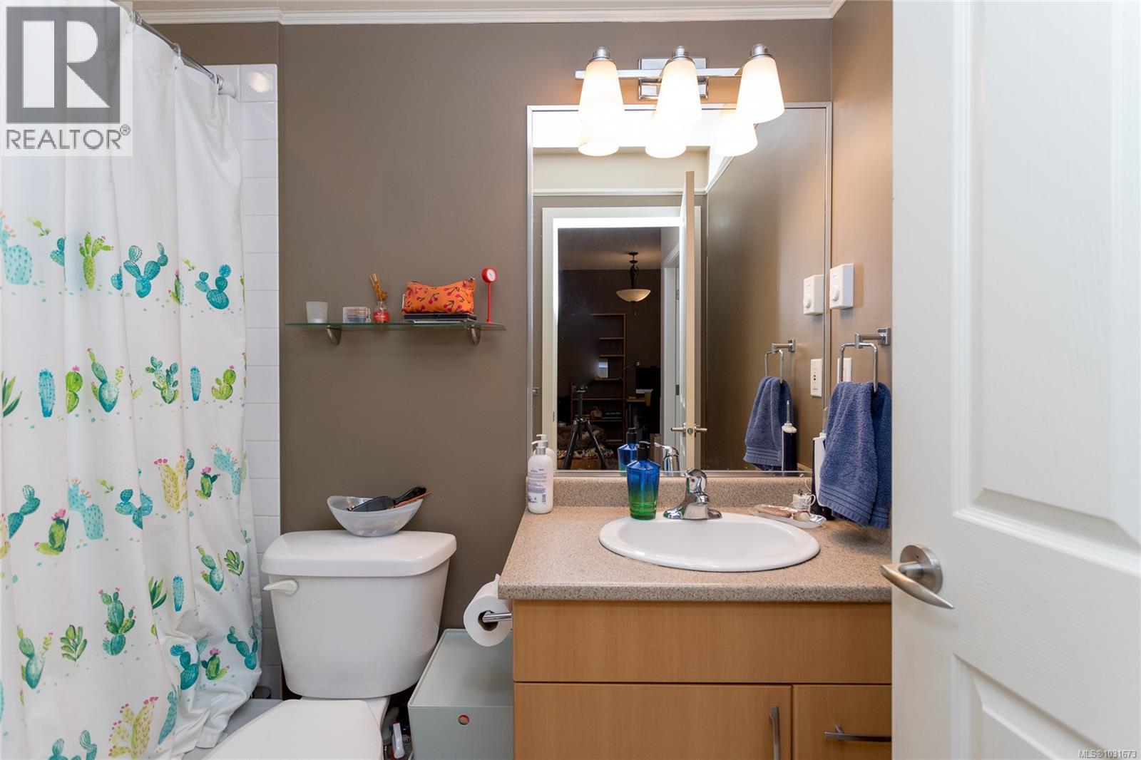 #415 623 TREANOR AVE - 22