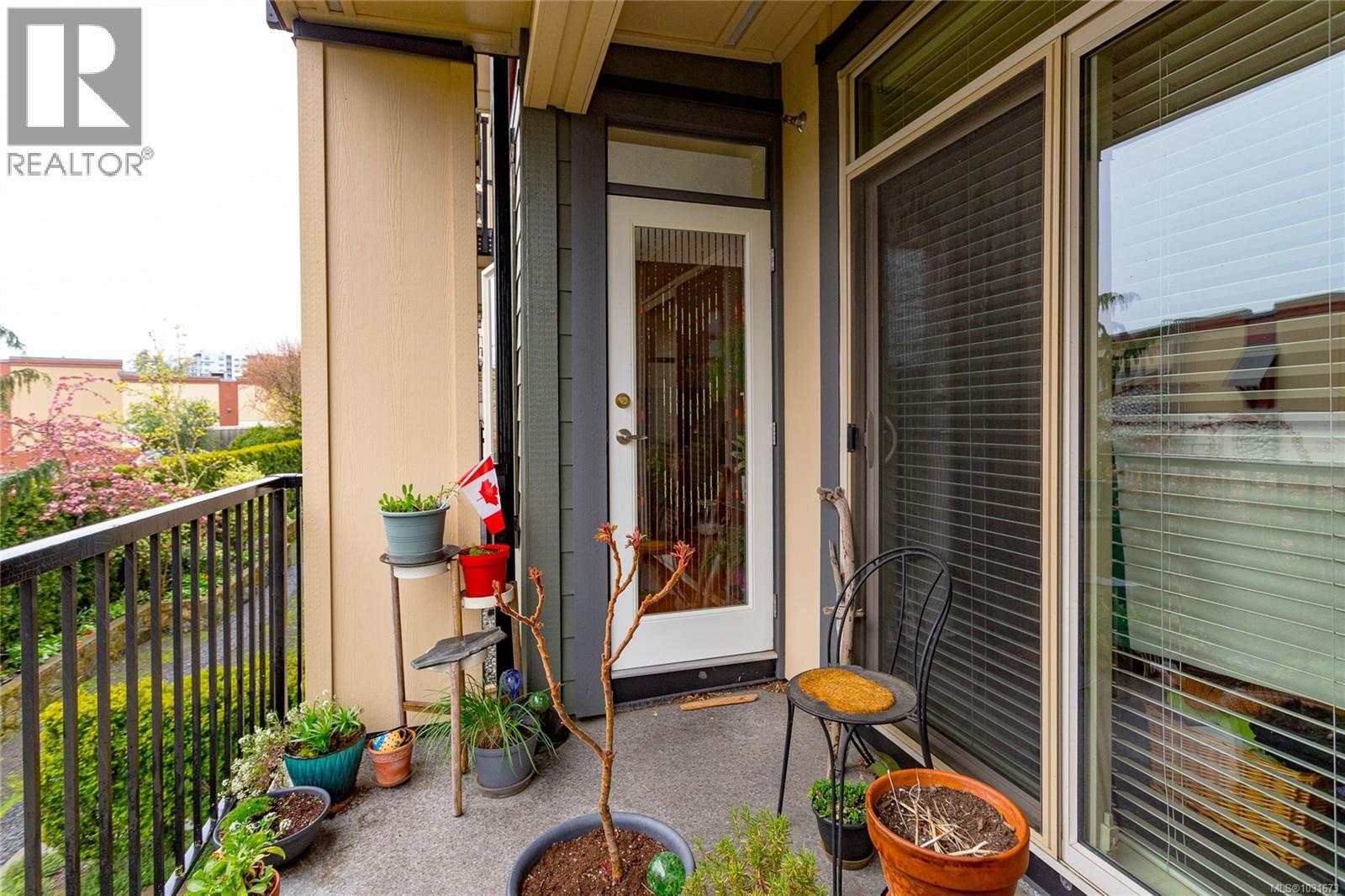 #415 623 TREANOR AVE - 25