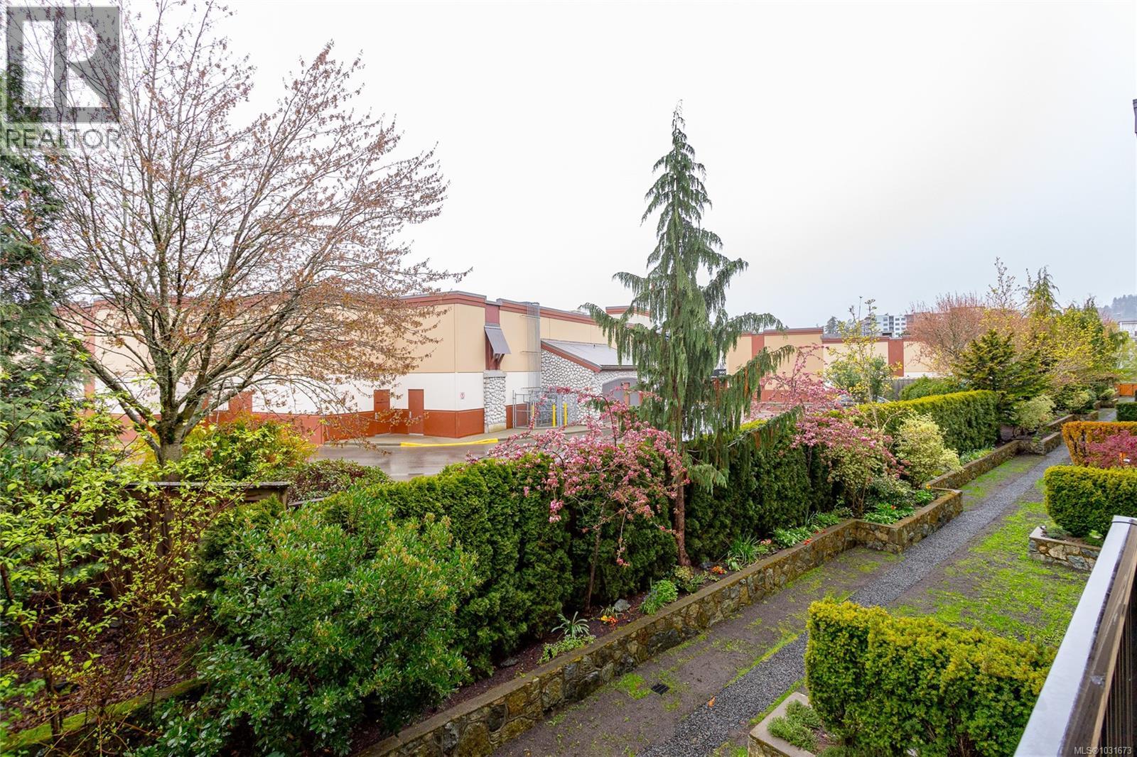 #415 623 TREANOR AVE - 26