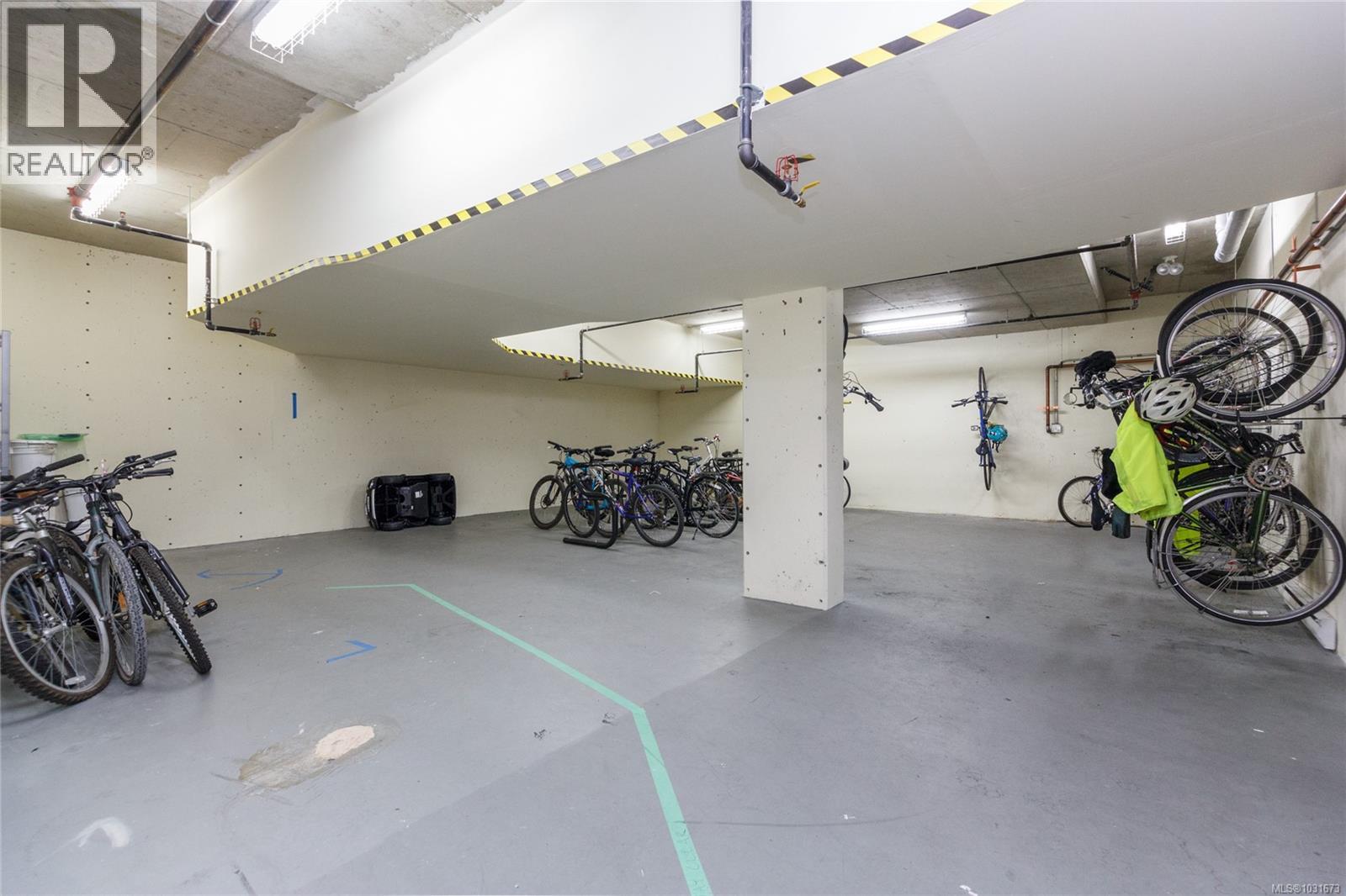 #415 623 TREANOR AVE - 30