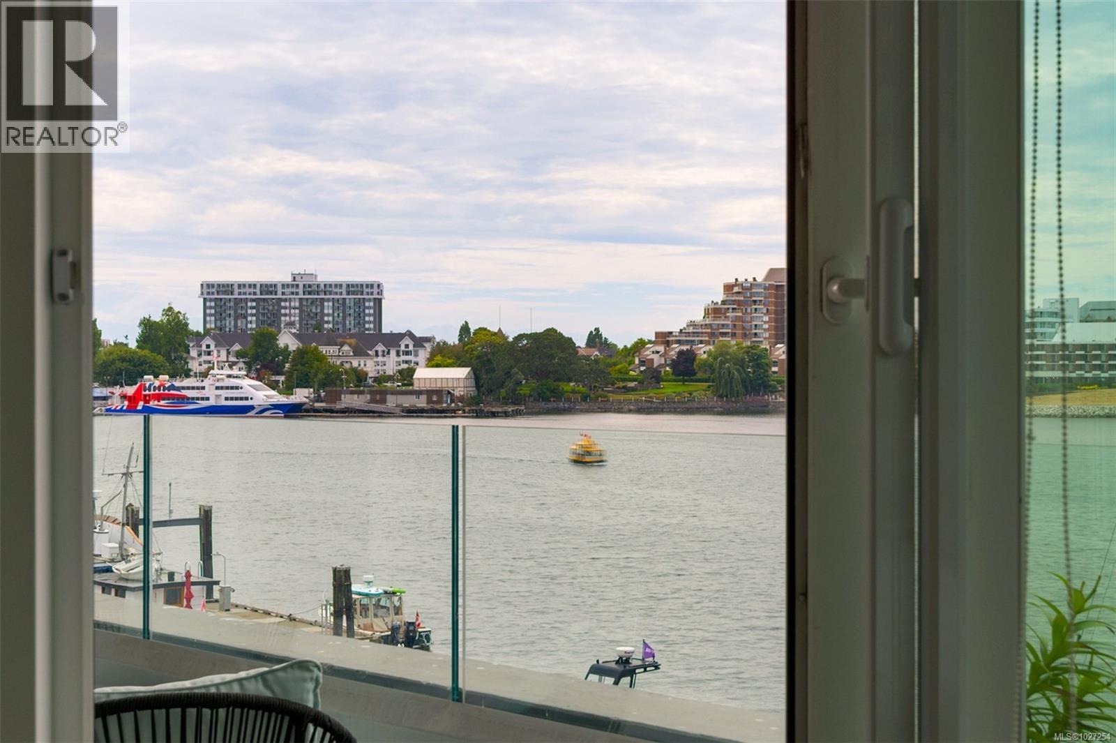 #208 1234 WHARF ST - 39