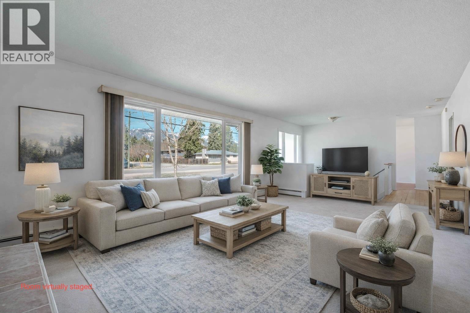 1956 AIRPORT WAY - 31