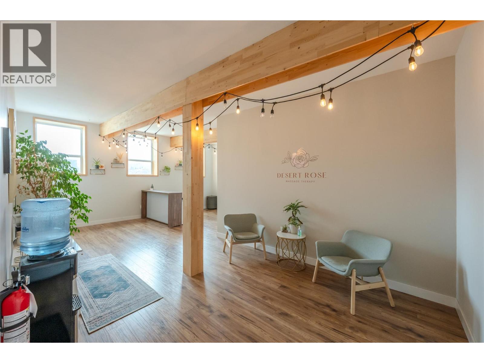 6222 Main Street, Oliver