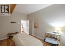 6222 Main Street, Oliver, BC V0H1T0 Photo 9