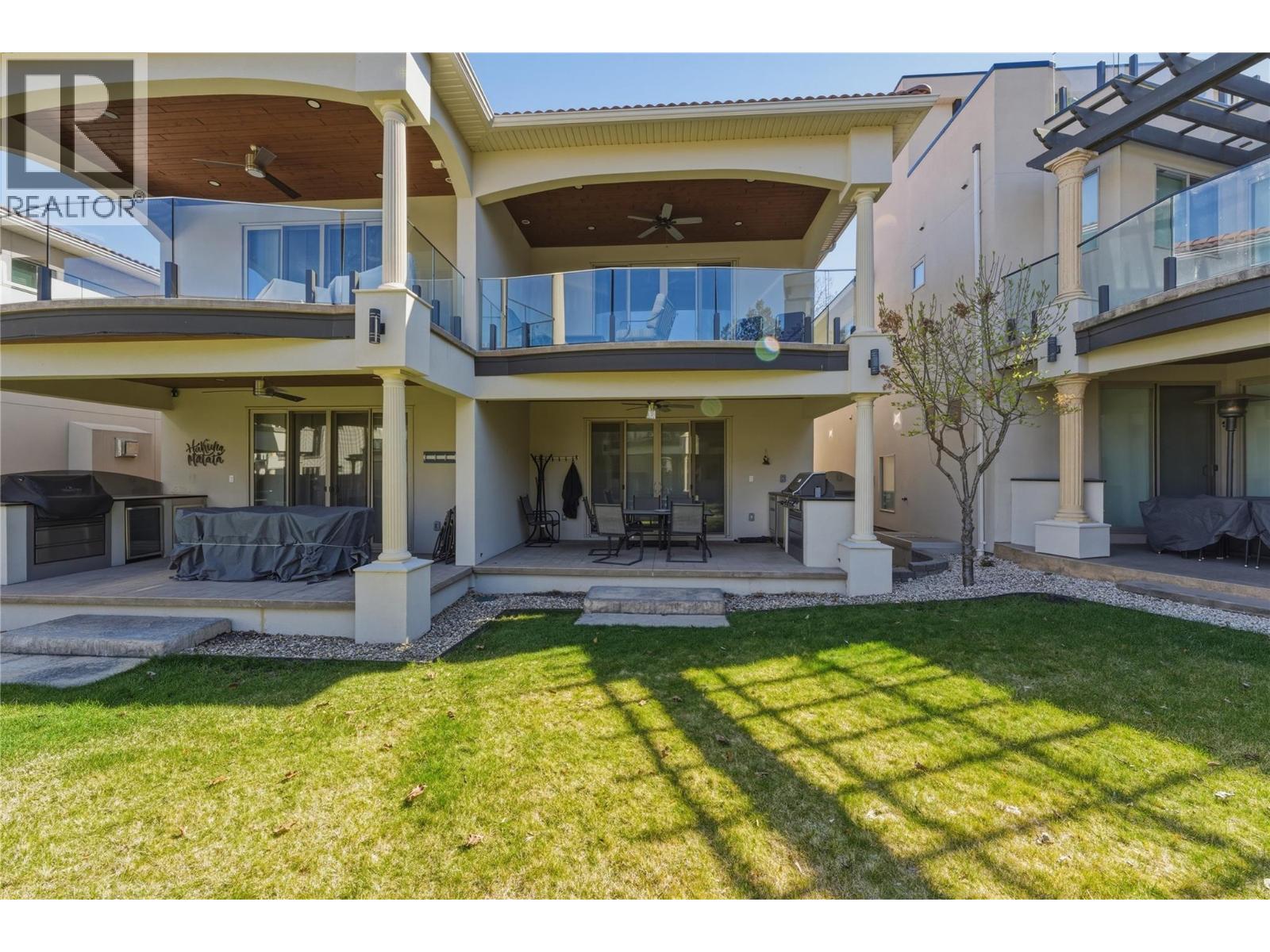 #8 7373 BROOKS LANE - 16