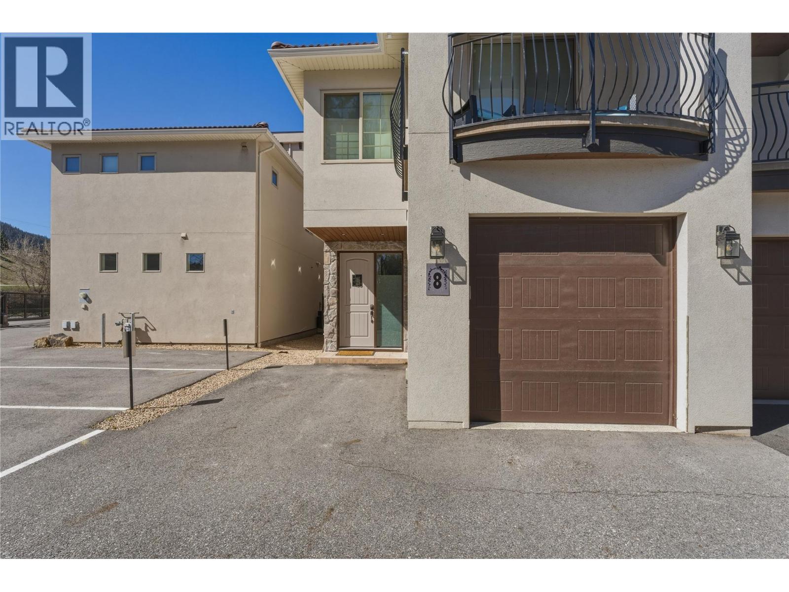 #8 7373 BROOKS LANE - 6