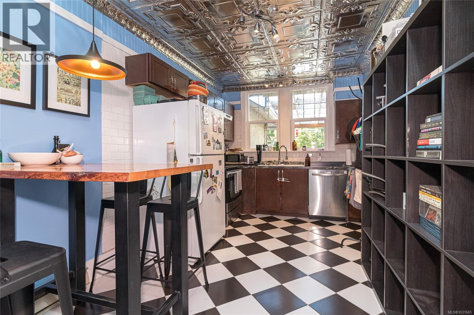 2920 Shakespeare St - 21