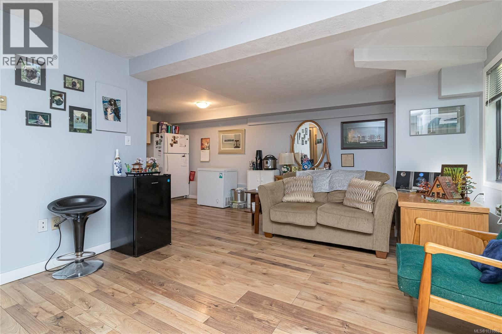2920 Shakespeare St - 33