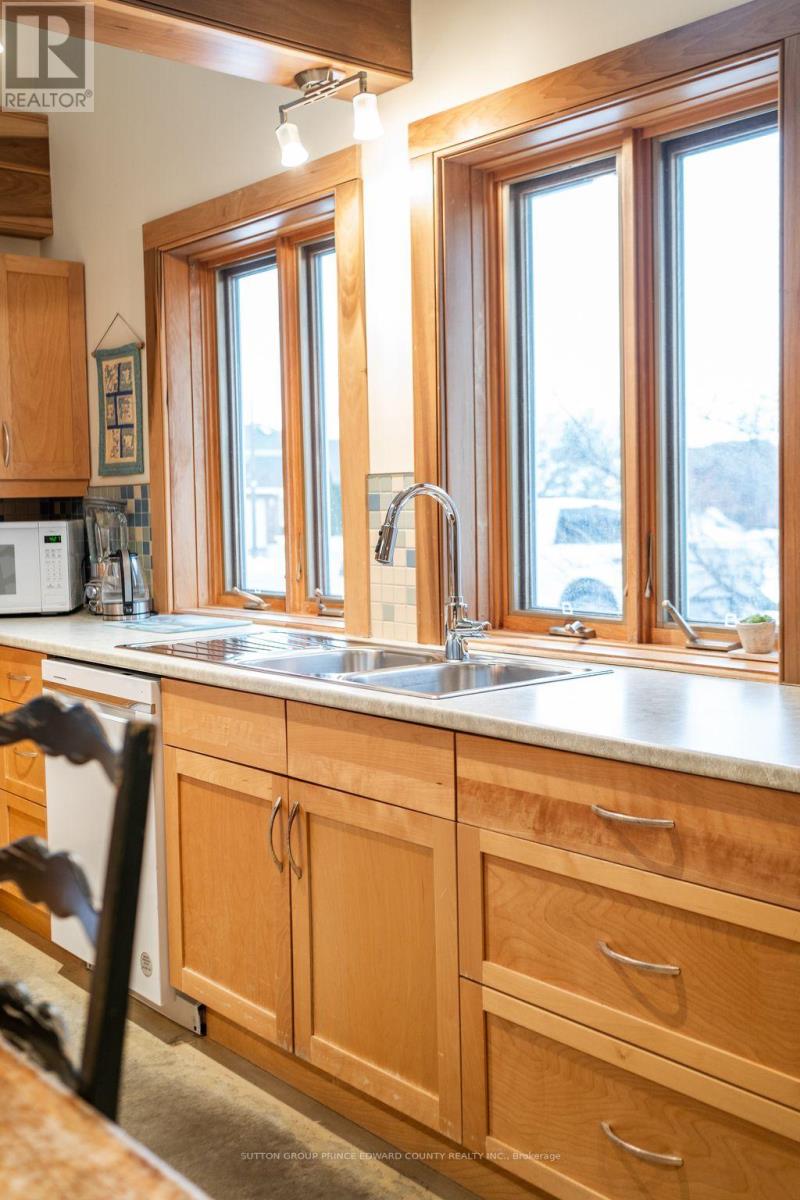 No wonder the kitchen is so bright