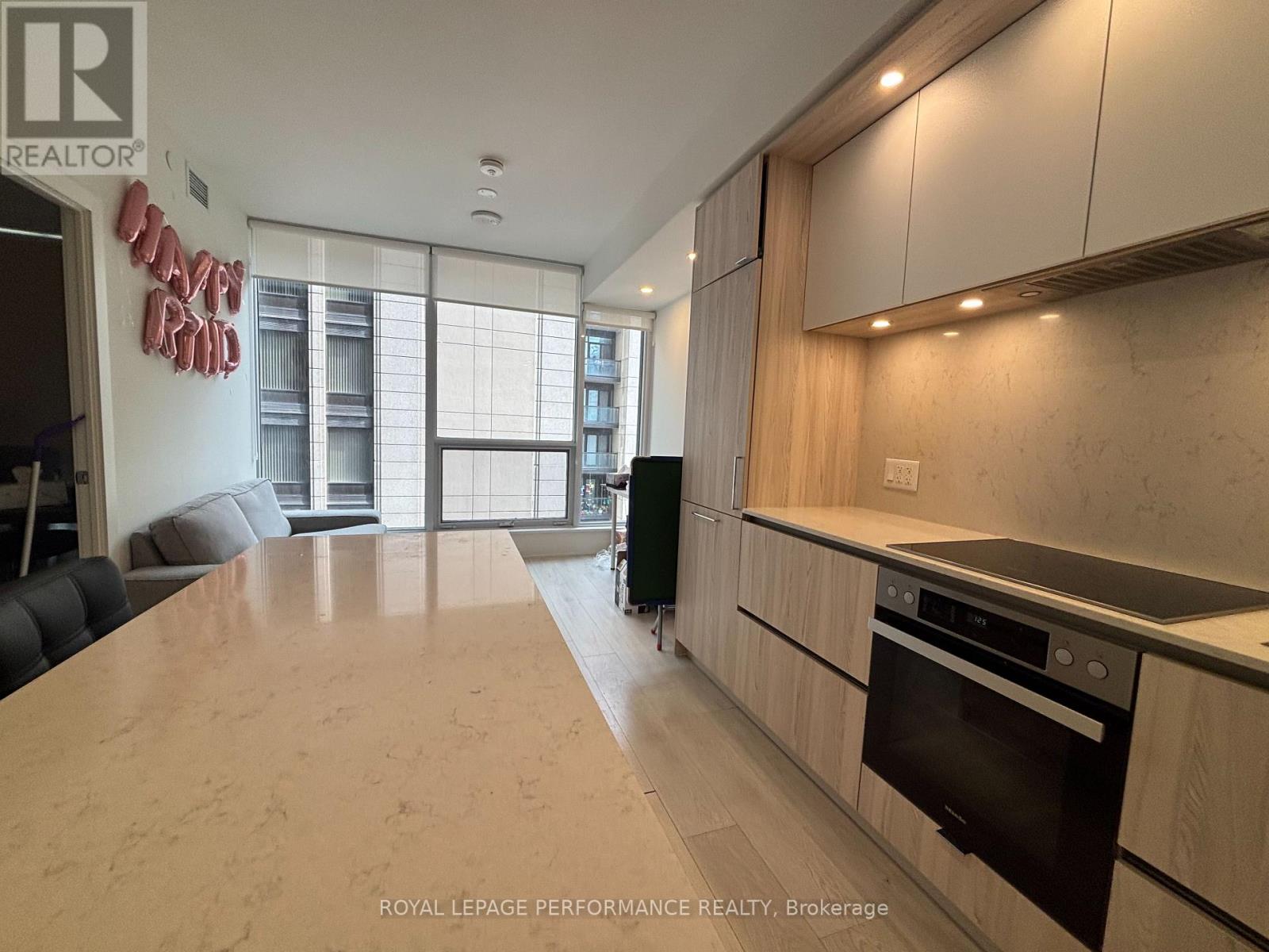 15 MERCER STREET - 13