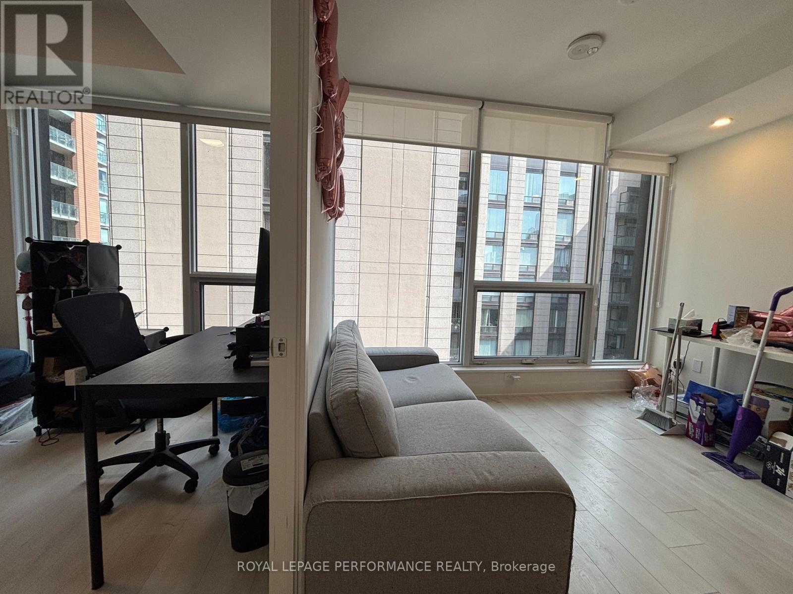 15 MERCER STREET - 16