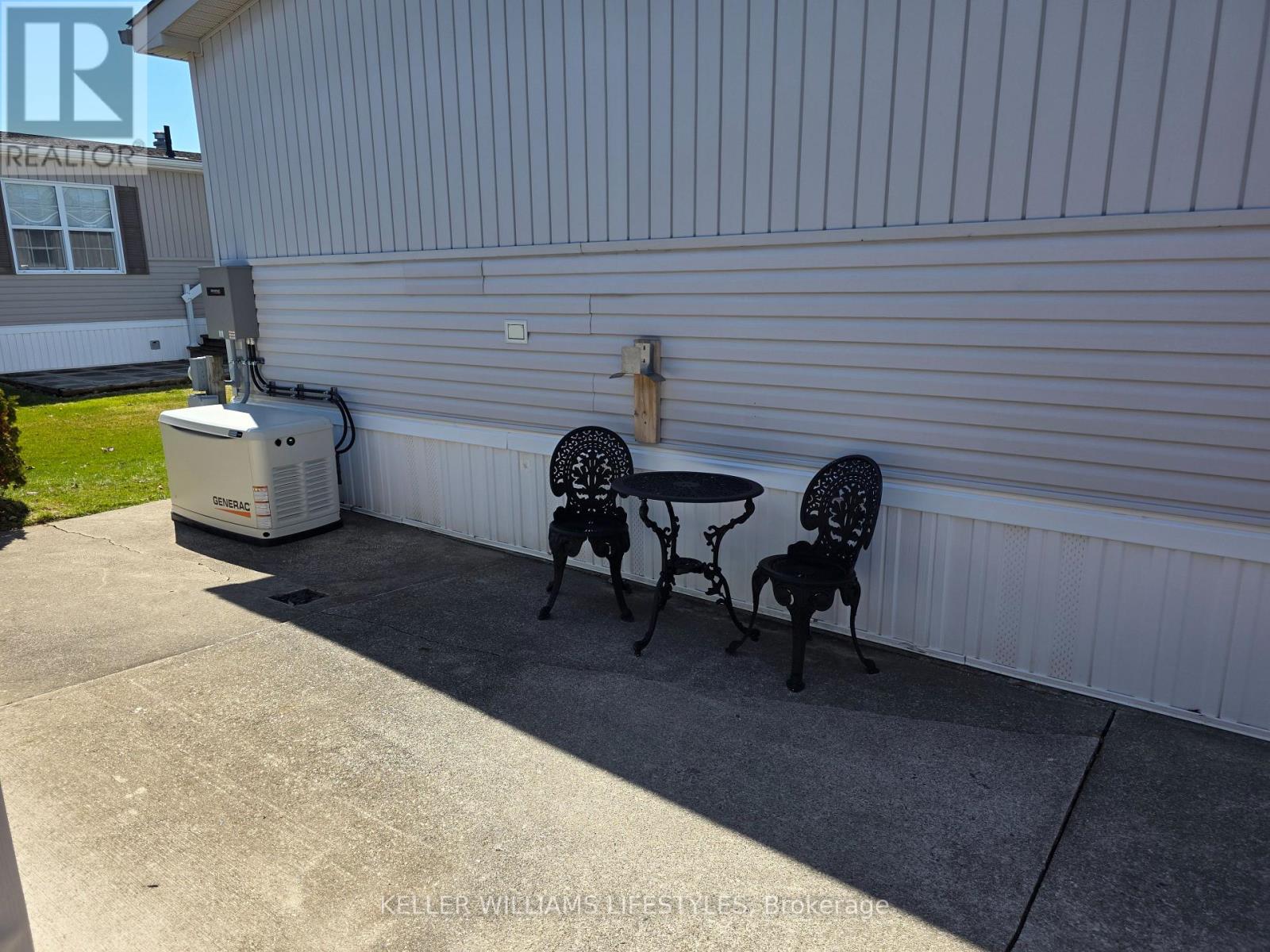 142 SANDBAGGER CRESCENT Property Photo