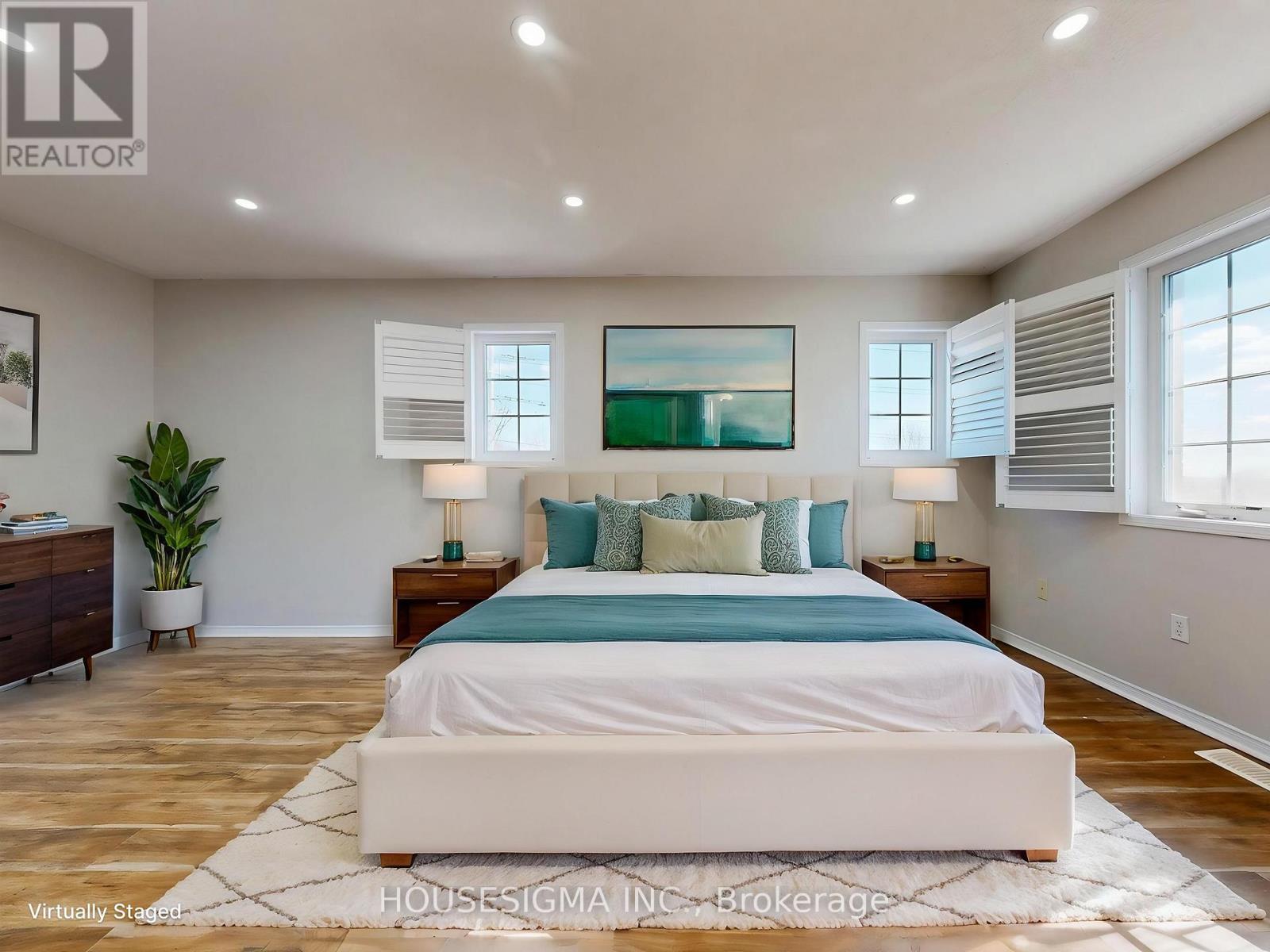 44 VENTURA LANE - 21