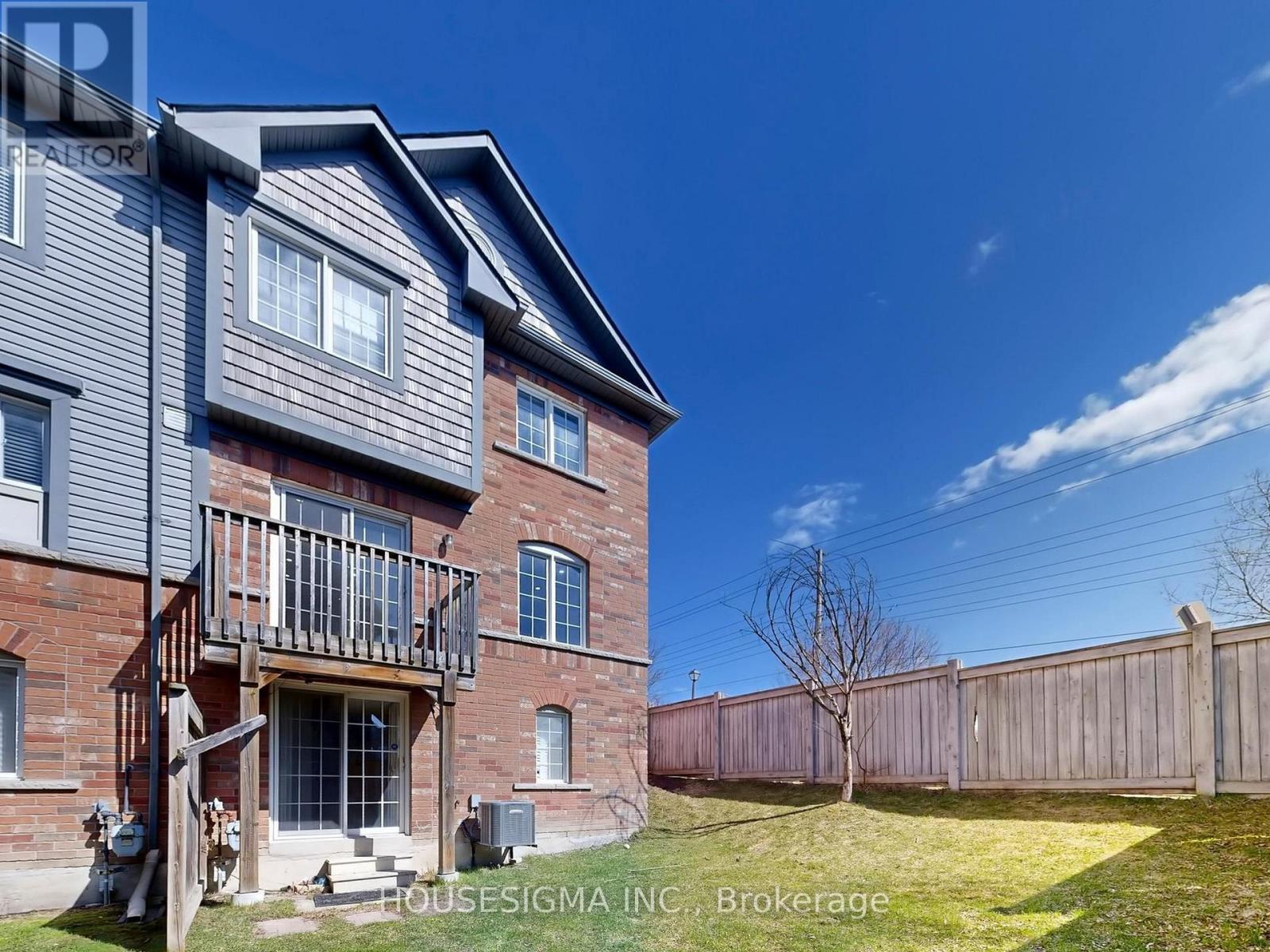 44 VENTURA LANE - 44
