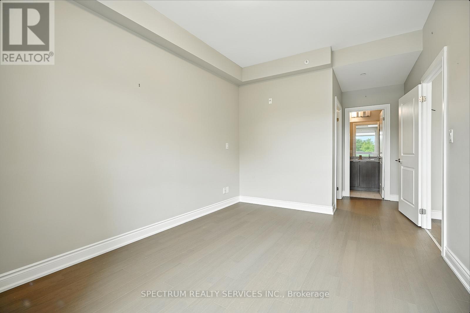 #411 86 WOODBRIDGE AVENUE - 23