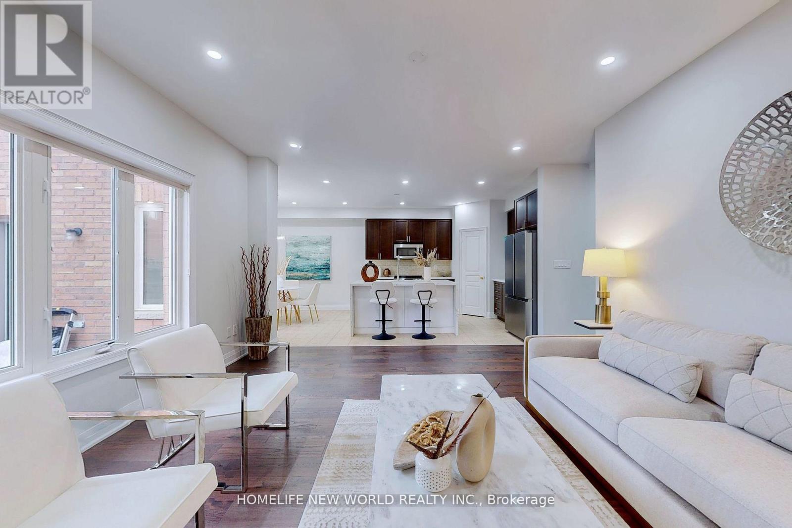 673 CORNELL ROUGE BOULEVARD - 14