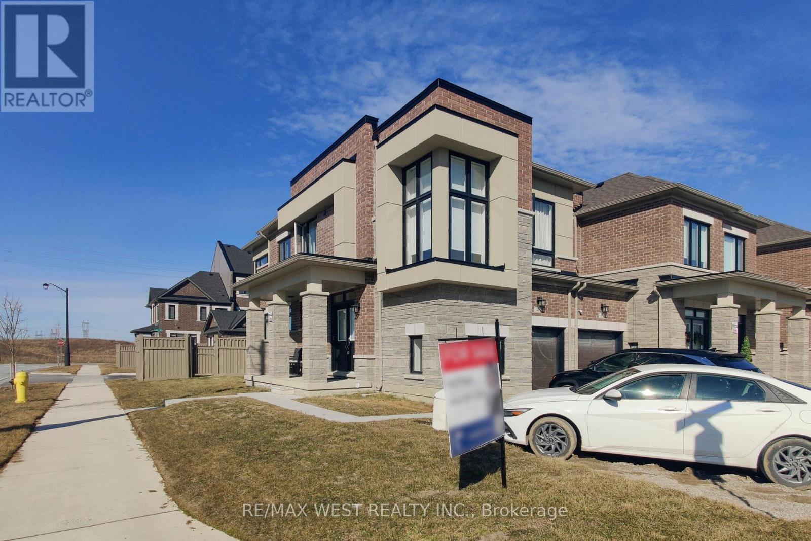 4 HALDIMAND STREET - 3